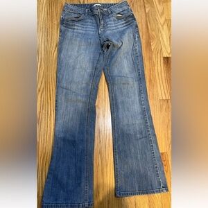 Tommy Hilfiger Jeans Women's Size 8 L Boot Cut Medium Blue Wash Faded Denim